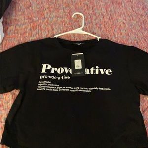 Black short sleeve crop top